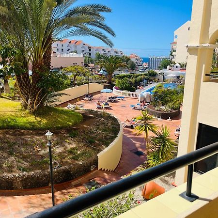Castle Margherita'S Apartments Los Cristianos  Exterior foto