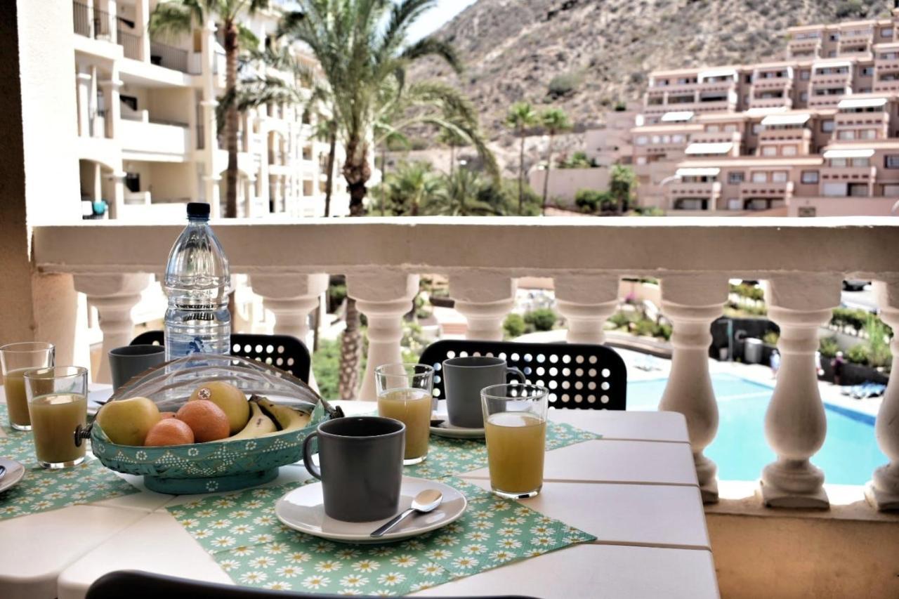 Castle Margherita'S Apartments Los Cristianos  Exterior foto