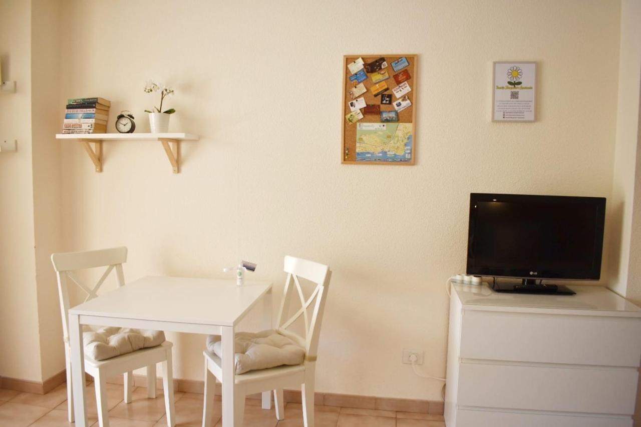 Castle Margherita'S Apartments Los Cristianos  Exterior foto