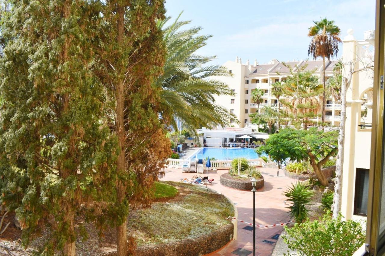 Castle Margherita'S Apartments Los Cristianos  Exterior foto