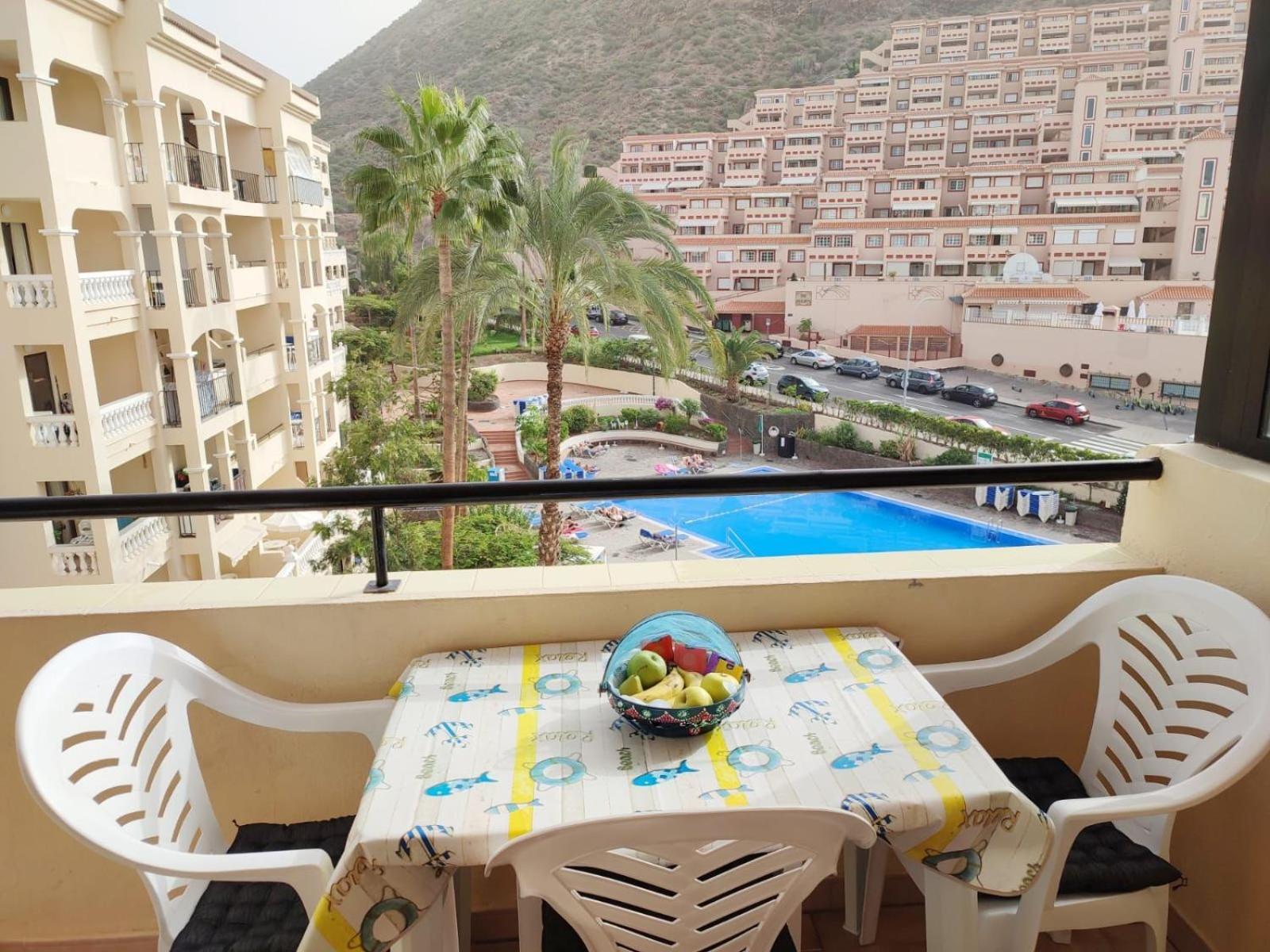 Castle Margherita'S Apartments Los Cristianos  Exterior foto