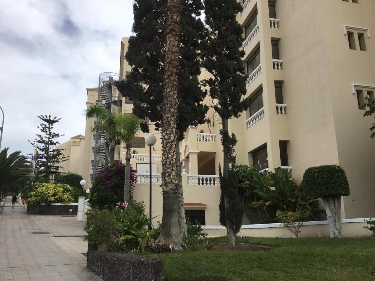 Castle Margherita'S Apartments Los Cristianos  Exterior foto